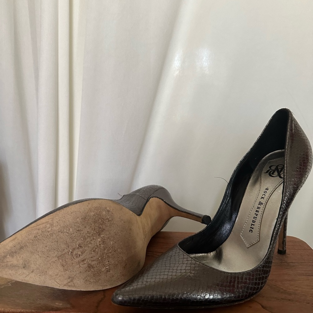 Authentic Python Silver Pump - image 2